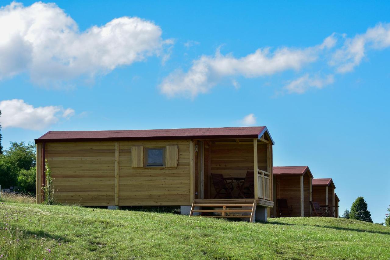 Camp The Sunrise Hill Otel Pivka Dış mekan fotoğraf