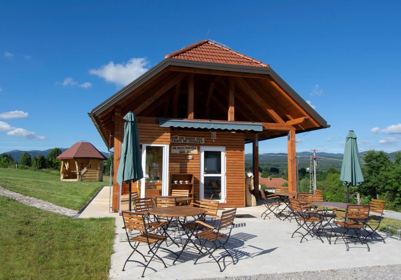 Camp The Sunrise Hill Otel Pivka Dış mekan fotoğraf
